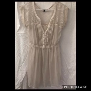 🍾Cute spring/ summer dress!